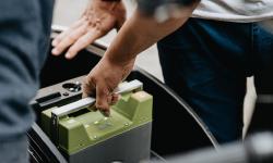 Featured image of post 【困った！】車のバッテリー上がり、原因と自分でできる対処法を徹底解説！